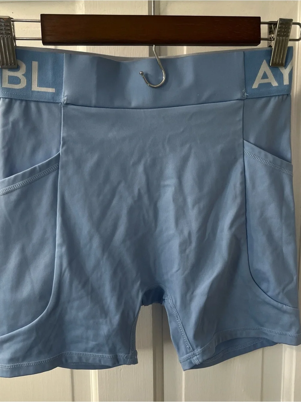 AYBL Sky Blue Performance Bra & High-Waist Shorts Set. Size Small